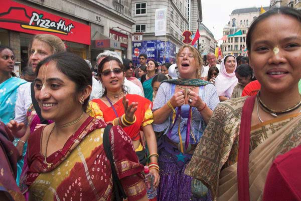 Hare Krishna: Rathayatra &copy; 2006, Peter Marshall