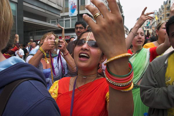 Hare Krishna: Rathayatra &copy; 2006, Peter Marshall