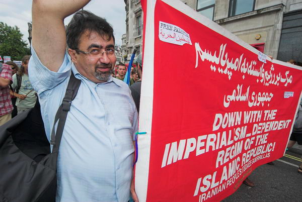 stop israeli attacks on lebanon and palestine &copy; 2006, peter marshall