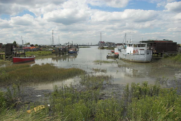 Greenhithe + Swanscombe Marshes &copy; 2006, Peter Marshall
