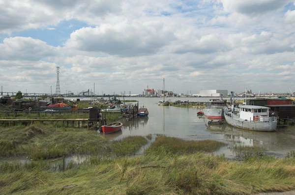 Greenhithe + Swanscombe Marshes &copy; 2006, Peter Marshall