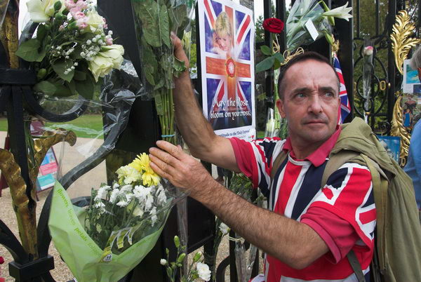 Princess Di, 9th Anniversary &copy; Peter Marshall, 2006