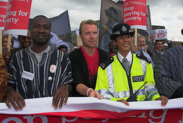Christian Aid Trade Justice March &copy; 2006, Peter Marshall