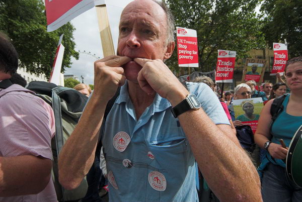 �Christian Aid Trade Justice March &copy; 2006, Peter Marshall