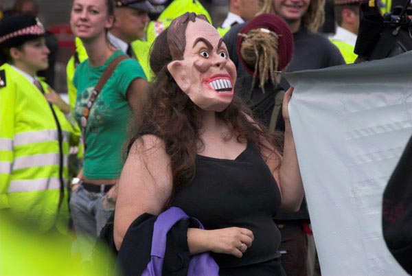 Sack Parliament &copy; Peter Marshall, 2006