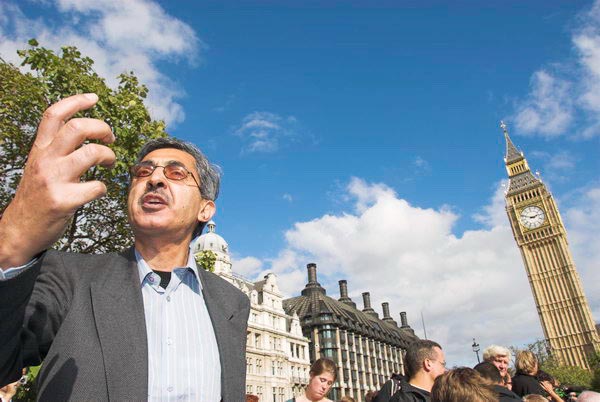 Sack Parliament &copy; Peter Marshall, 2006