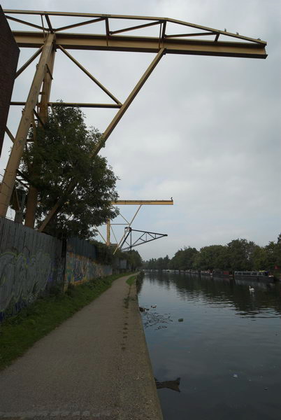 Tottenham to Walthamstow &copy; Peter Marshall, 2006