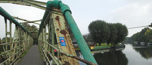 Tottenham to Walthamstow &copy; Peter Marshall, 2006