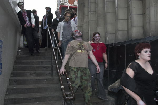 Crawl of the Dead &copy; Peter Marshall, 2006