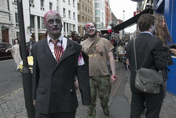 Crawl of the Dead &copy; Peter Marshall, 2006