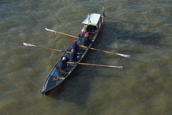 &copy; Peter Marshall, 2006