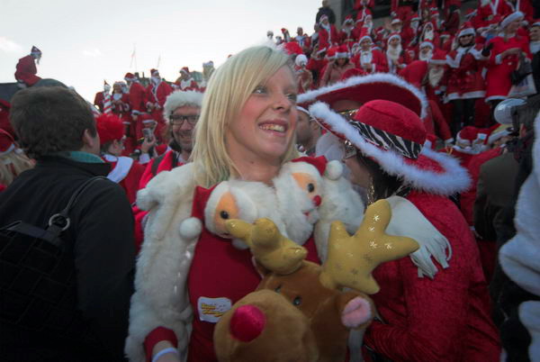 Santacon &copy; Peter Marshall, 2006
