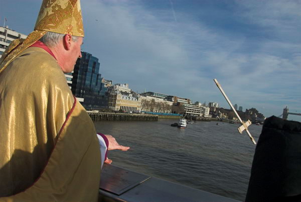 Blessing the Thames © Peter Marshall, 2007