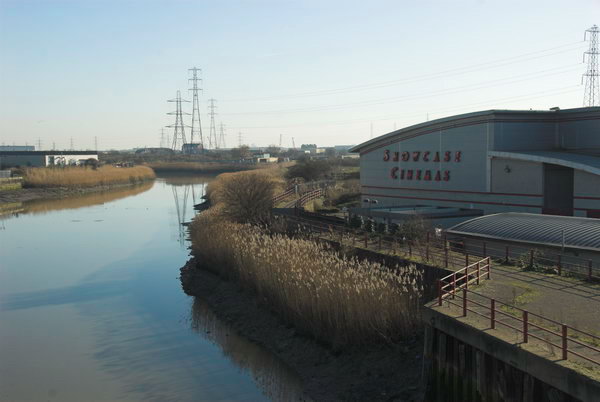 Barking & the Roding &copy; 2007, Peter Marshall
