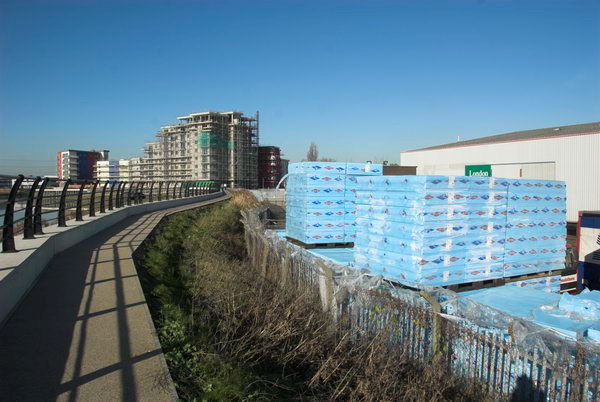 Barking & the Roding &copy; 2007, Peter Marshall