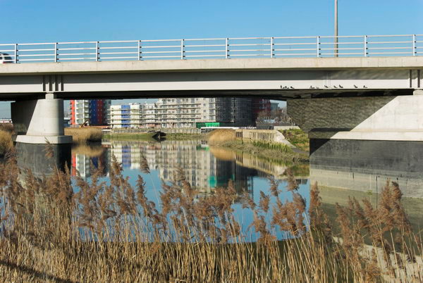 Barking & River Roding &copy; 2007, Peter Marshall