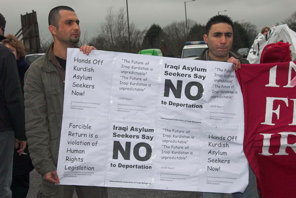 No Borders, Harmondsworth. &copy; 2007, Peter Marshall