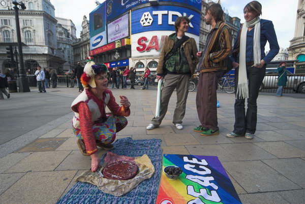 Reclaim Love, Piccadilly Circus © 2007, Peter Marshall