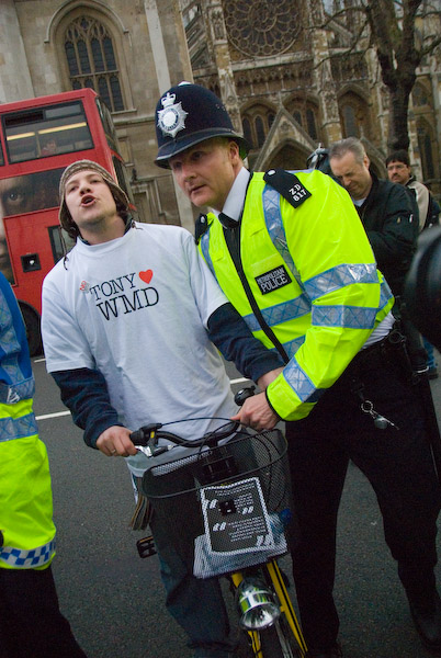 No Trident &copy; 2007, Peter Marshall