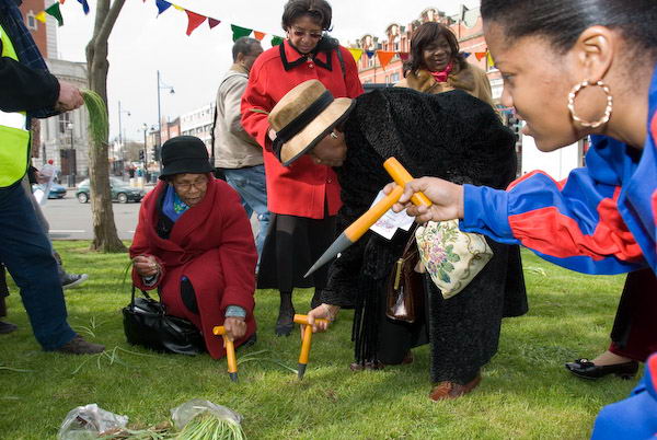 &copy; 2007, Peter Marshall