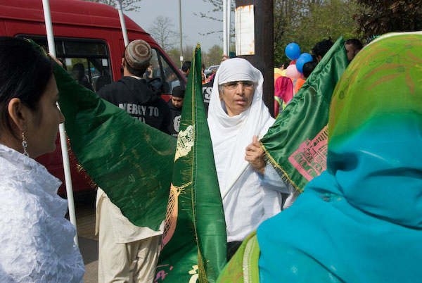 Milad &copy; 2007, Peter Marshall