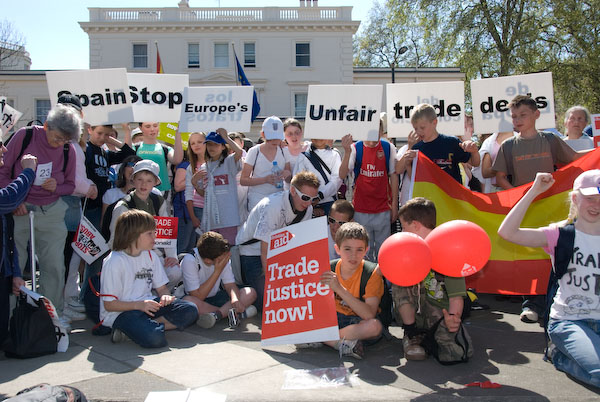 Trade Justice Mass Action &copy; 2007, Peter Marshall