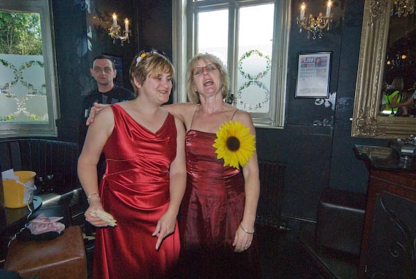 Chislehurst May Queen Pub Crawl &copy; 2007, Peter Marshall