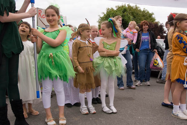 Walton-on-the-Hill May Pageant &copy; 2007, Peter Marshall