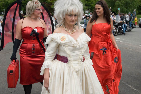 Walton-on-the-Hill May Pageant &copy; 2007, Peter Marshall