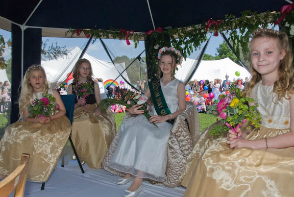 Walton-on-the-Hill May Pageant &copy; 2007, Peter Marshall