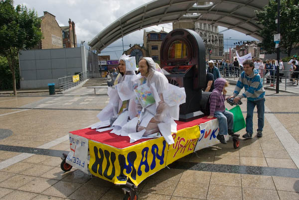 March of the Human Rights Jukebox &copy; 2007, Peter Marshall